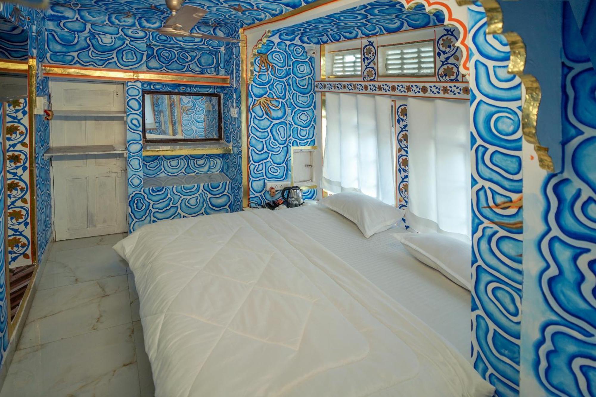 Island Tower Guest House Udaipur Exterior photo