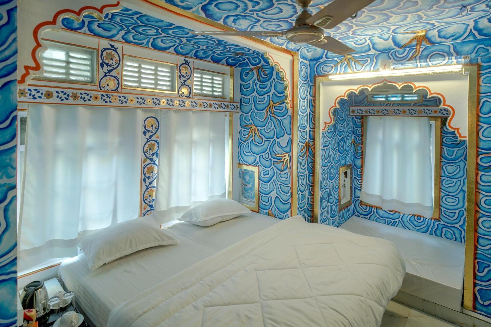 Island Tower Guest House Udaipur Exterior photo