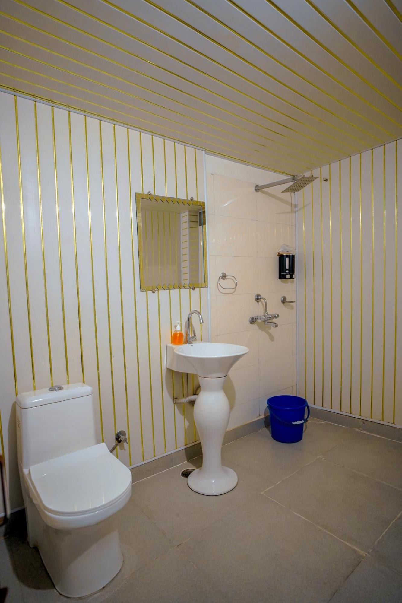Island Tower Guest House Udaipur Exterior photo