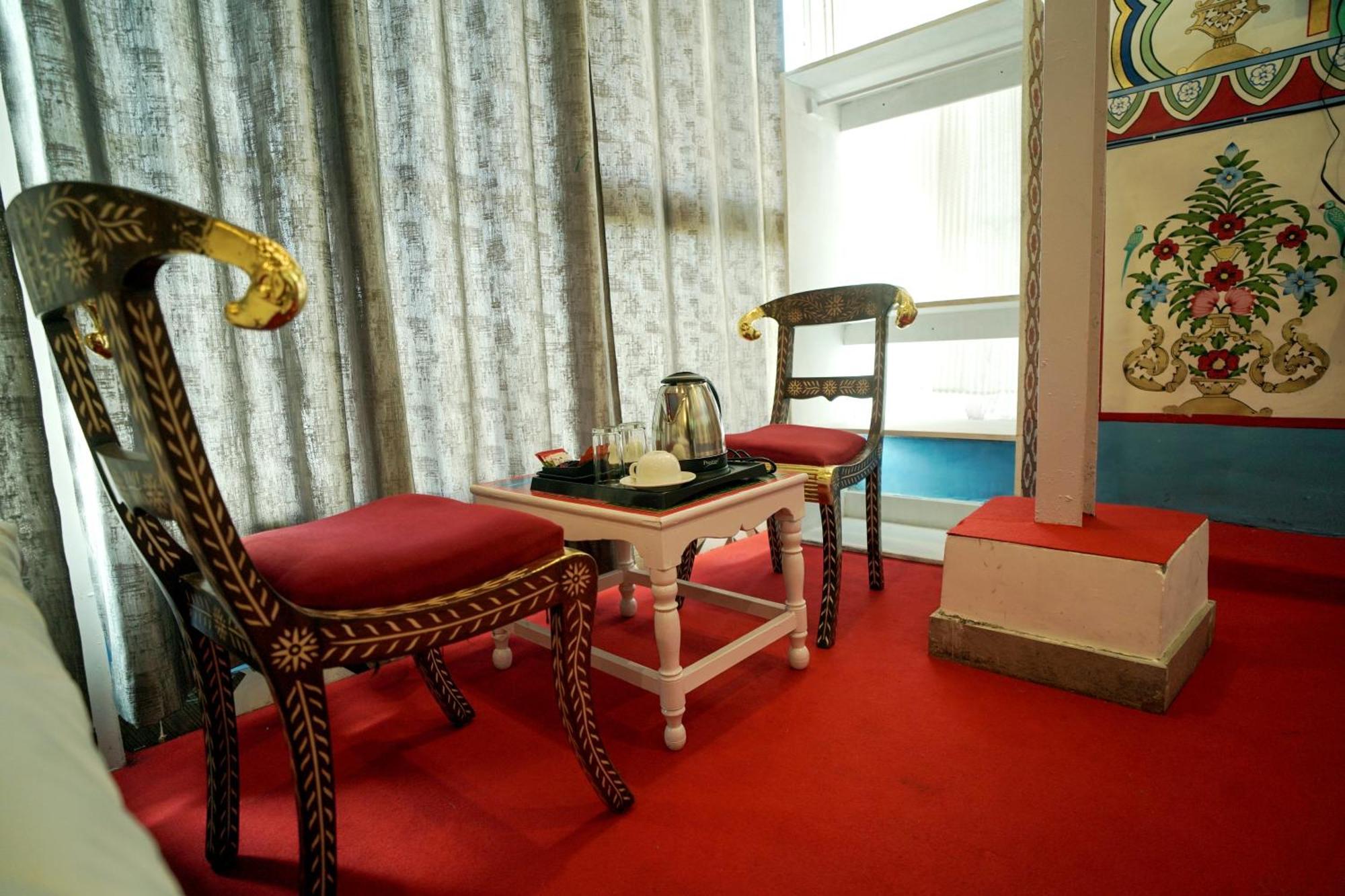 Island Tower Guest House Udaipur Exterior photo